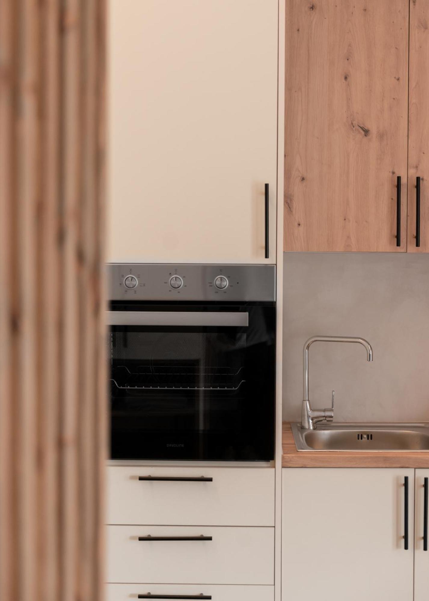 Dk Apartments Янина Екстериор снимка